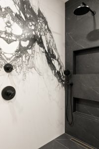 Image of Goth Dreams Bathroom 02